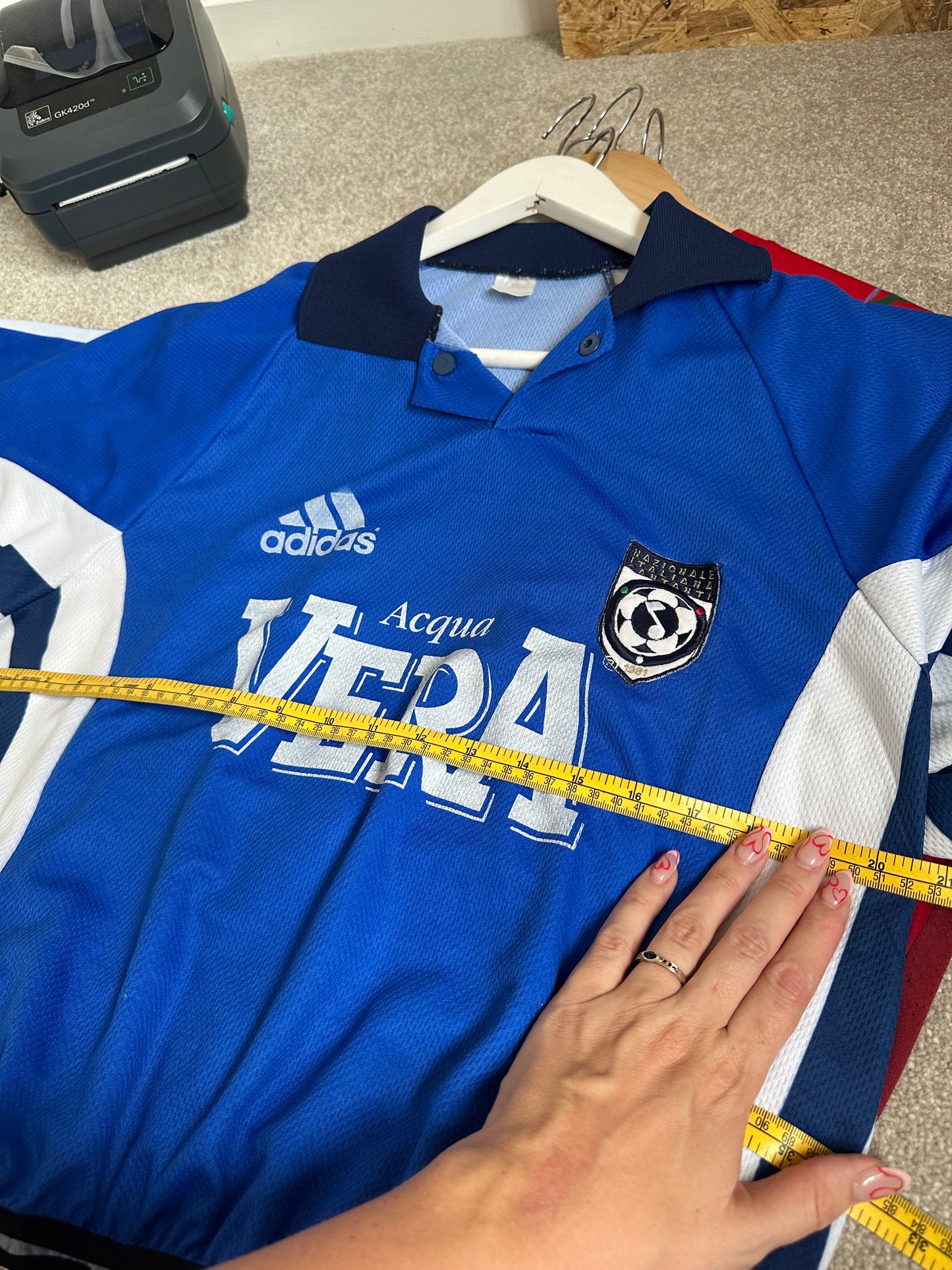 Cropped up-cycled football shirt XL (16)