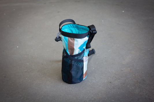 Circular Deserted Bottle Carrier