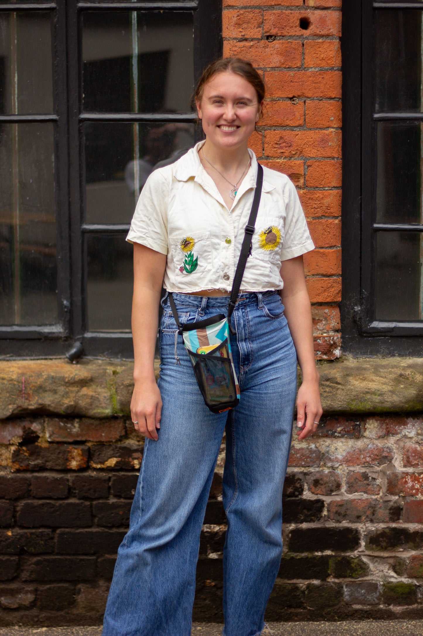 Circular Deserted Bottle Carrier