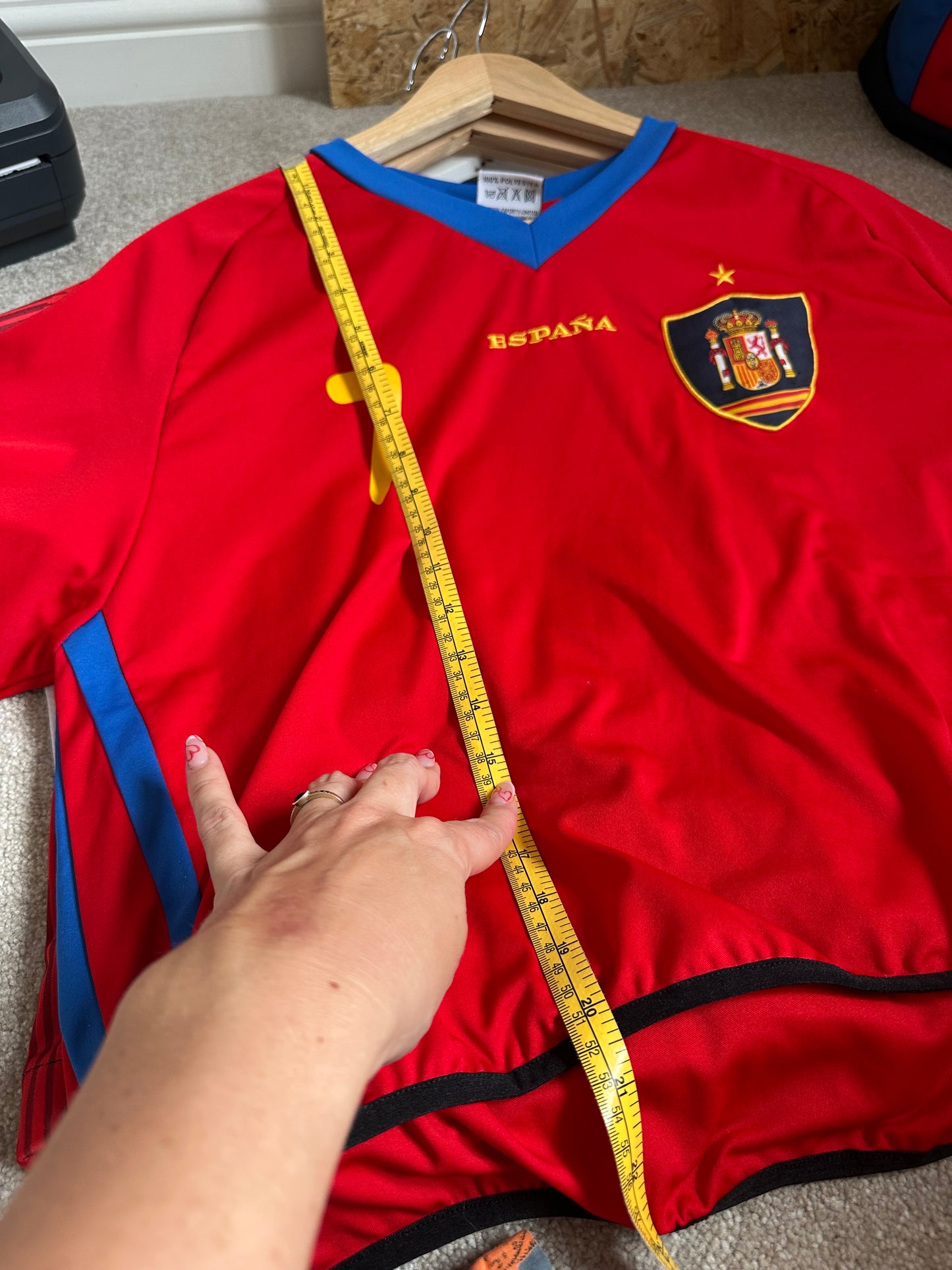 Cropped up-cycled football shirt XL (16)