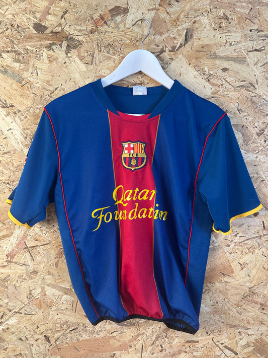 Cropped up-cycled football shirt M (10-12)