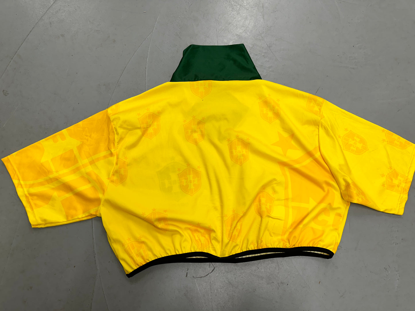 Cropped football shirt - Size Large